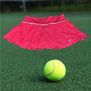 Nike Women's Vibrant Pink Skirt Tennis Pickleball Size Small NWT